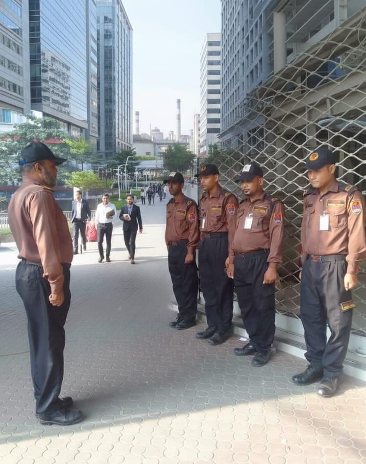 ইন্ডাস্ট্রিয়াল এন্ড কর্পোরেট সিকিউরিটি